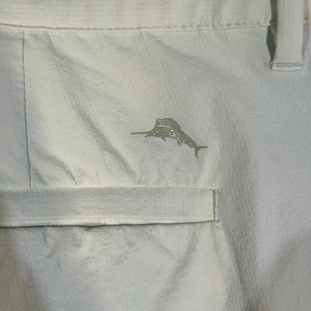 Tommy Bahama Mens Chino Shorts 40 Cream Nylon Stretch Mid-Rise Flat Front - Picture 3 of 7